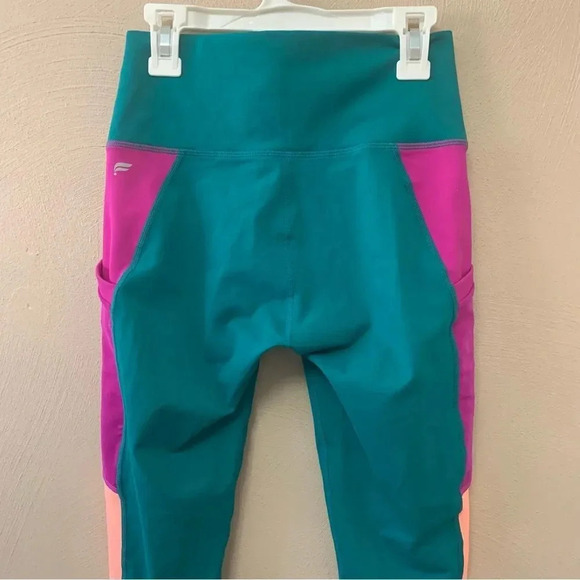 Fabletics On-The-Go PowerHold High-Waisted Leggings - Picture 7 of 13